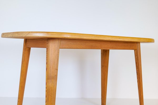 Mid-Century Pine Coffee Table by Carl Malmsten, Sweden, 1940s-UYK-997344