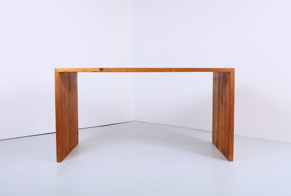 Mid-Century Pine Desk attributed to Ate Van Apeldoorn for Houtwerk Hattem, 1960s-XT-1417461