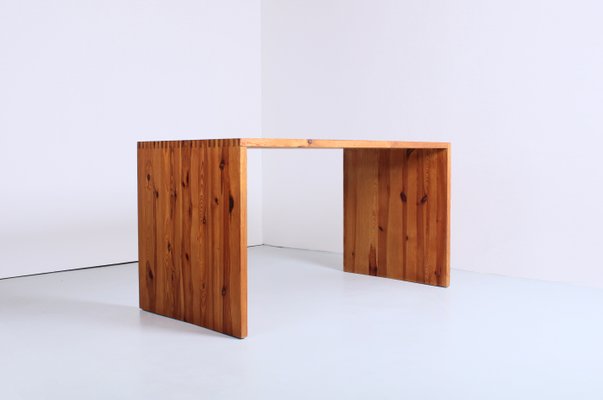 Mid-Century Pine Desk attributed to Ate Van Apeldoorn for Houtwerk Hattem, 1960s-XT-1417461