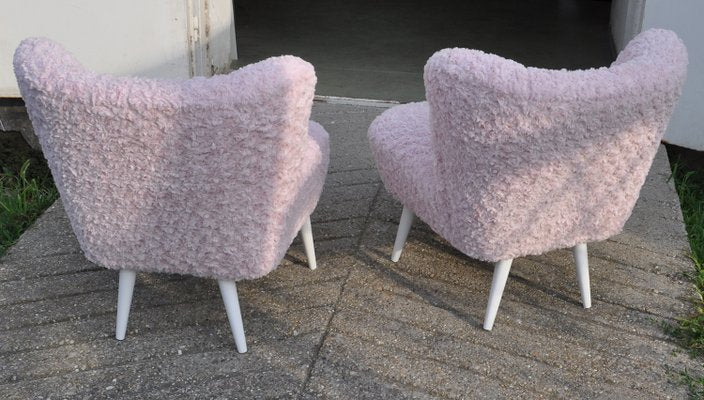 Mid-Century Pink Faux Fur Lounge Chair, 1960s-OXJ-628008