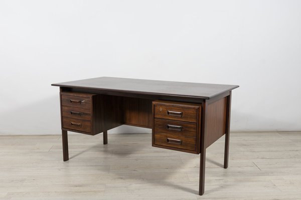 Mid-Century Rosewood Desk by Willy Sigh for H. Sigh & Søn, 1960s-NIT-1292135