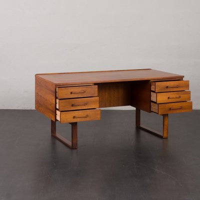 Mid-Century Rosewood Freestanding Desk by Torben Valeur & Henning Jensen for Dyrlund, 1960s-UE-1786522