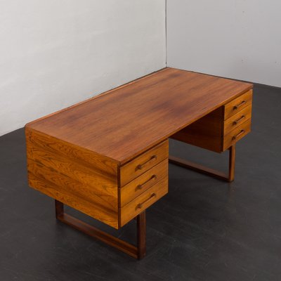 Mid-Century Rosewood Freestanding Desk by Torben Valeur & Henning Jensen for Dyrlund, 1960s-UE-1786522