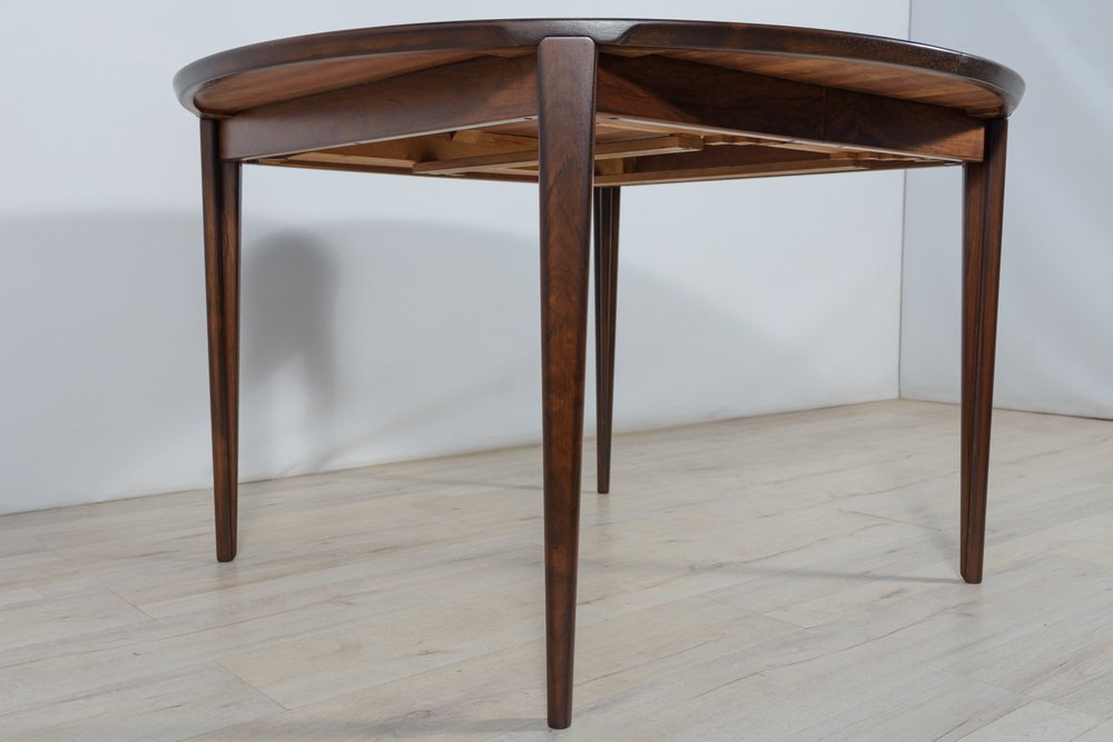 Mid-Century Round Rosewood Dining Table by Henry Rosengren Hansen for Brande Mobel Industry, 1960s