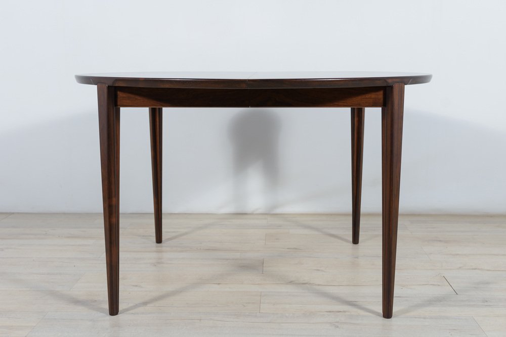 Mid-Century Round Rosewood Dining Table by Henry Rosengren Hansen for Brande Mobel Industry, 1960s