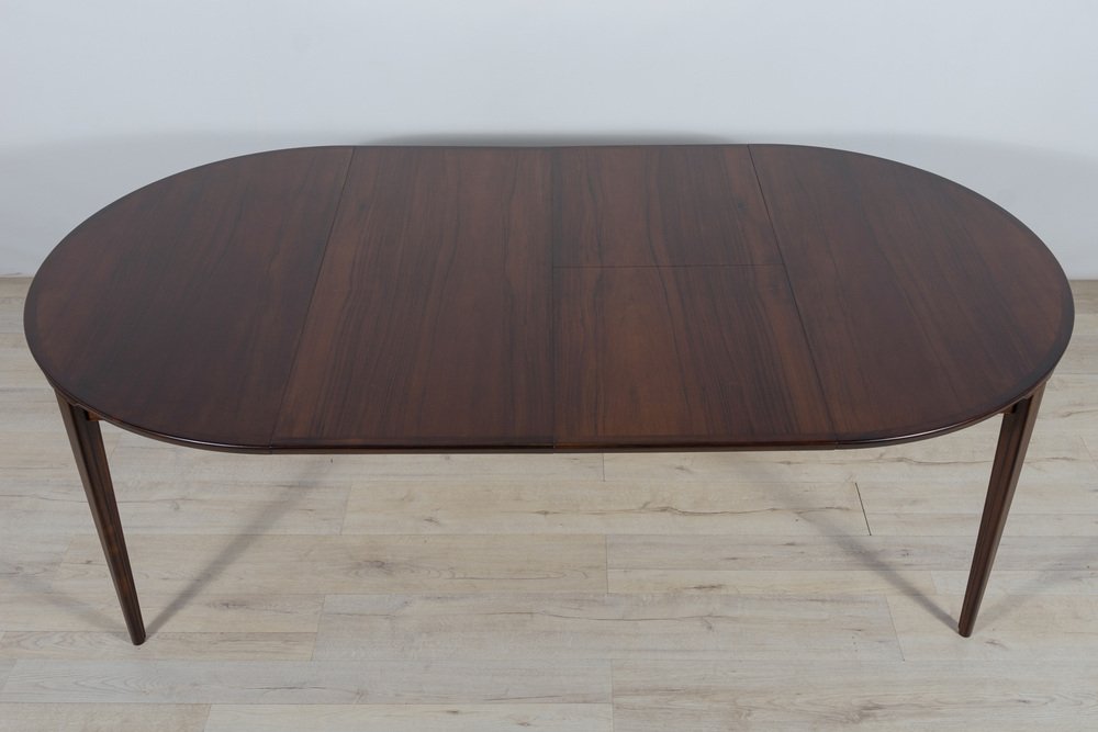 Mid-Century Round Rosewood Dining Table by Henry Rosengren Hansen for Brande Mobel Industry, 1960s