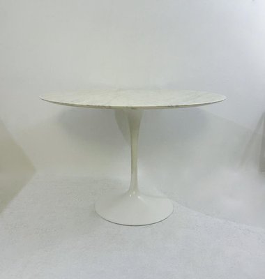 Mid-Century Round White Marble Tulip Dining Table attributed to Eero Saarinen for Knoll, 1960s-FGA-1718979