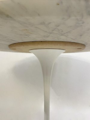 Mid-Century Round White Marble Tulip Dining Table attributed to Eero Saarinen for Knoll, 1960s-FGA-1718979