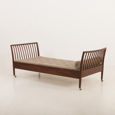 Mid-Century Scandinavian Modern Daybed in Rosewood and Boucle Fabric, Denmark, 1960s-UE-2034899