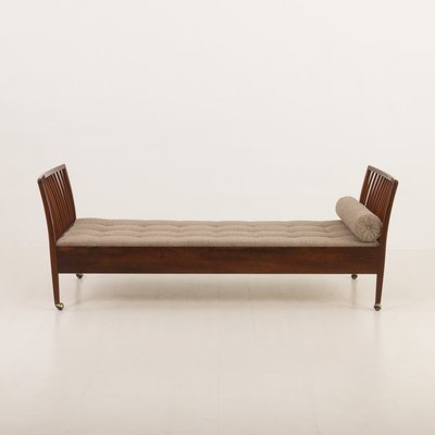 Mid-Century Scandinavian Modern Daybed in Rosewood and Boucle Fabric, Denmark, 1960s-UE-2034899