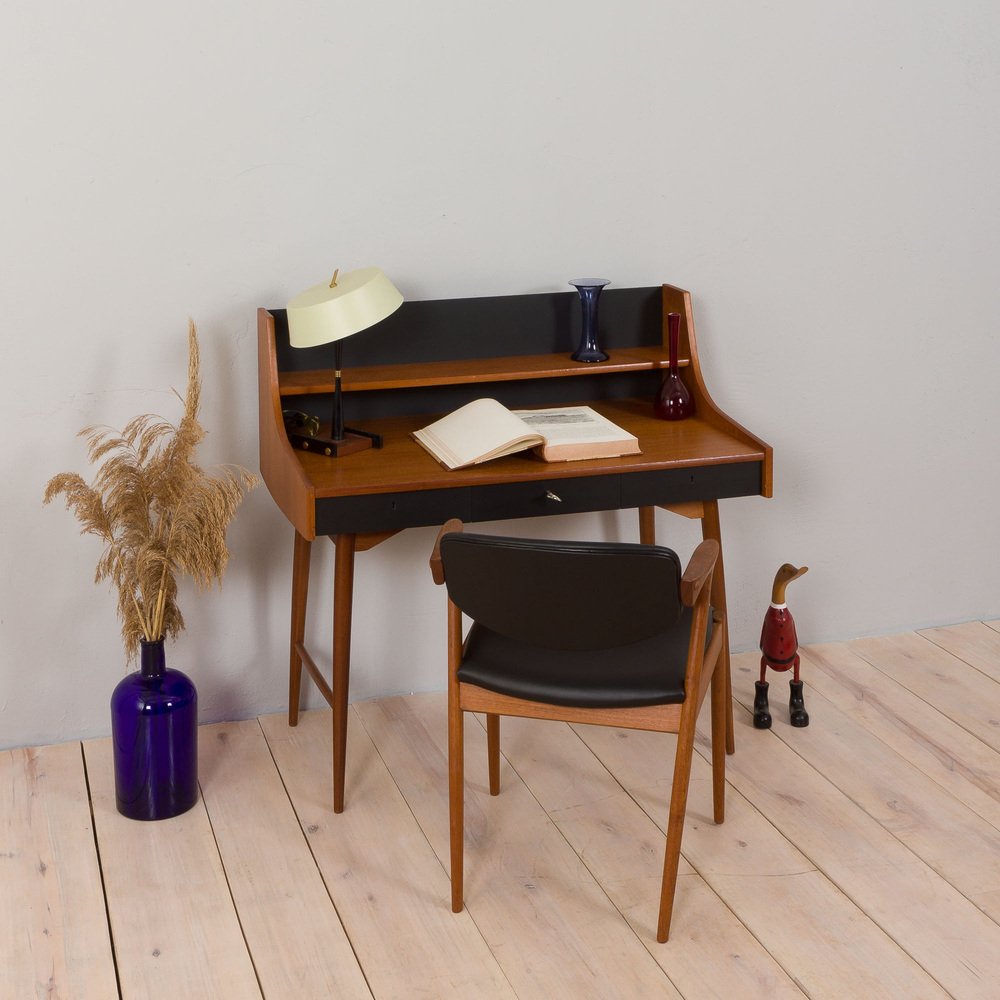 Mid-Century Scandinavian Teak Desk with 3 Lockable Drawers by John Texmon for Blindheim Mobelfabrik, 1960s