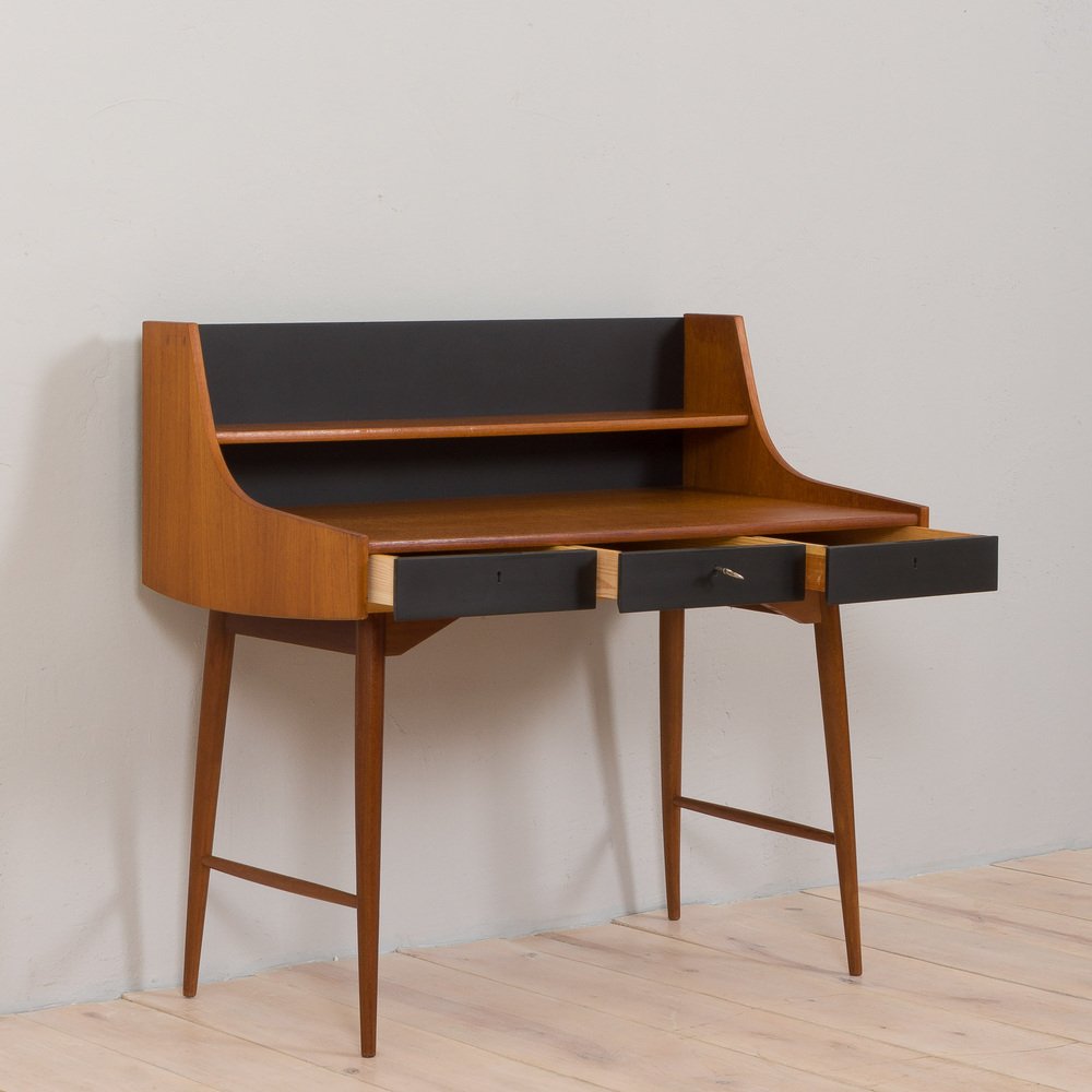 Mid-Century Scandinavian Teak Desk with 3 Lockable Drawers by John Texmon for Blindheim Mobelfabrik, 1960s