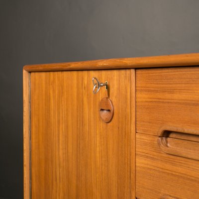 Mid-Century Scandinavian Teak Sideboard from Sven Andersen-WZF-1805371