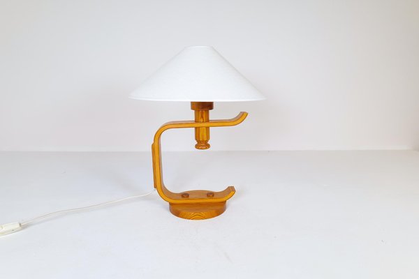 Mid-Century Scandinavien Modern Sculptural Table Lamp in Pine, 1970s-UYK-1216768