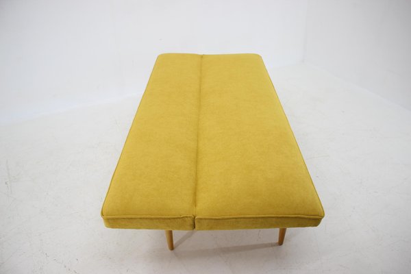 Mid-Century Sofa by Miroslav Navratil, 1960s-TZ-692827