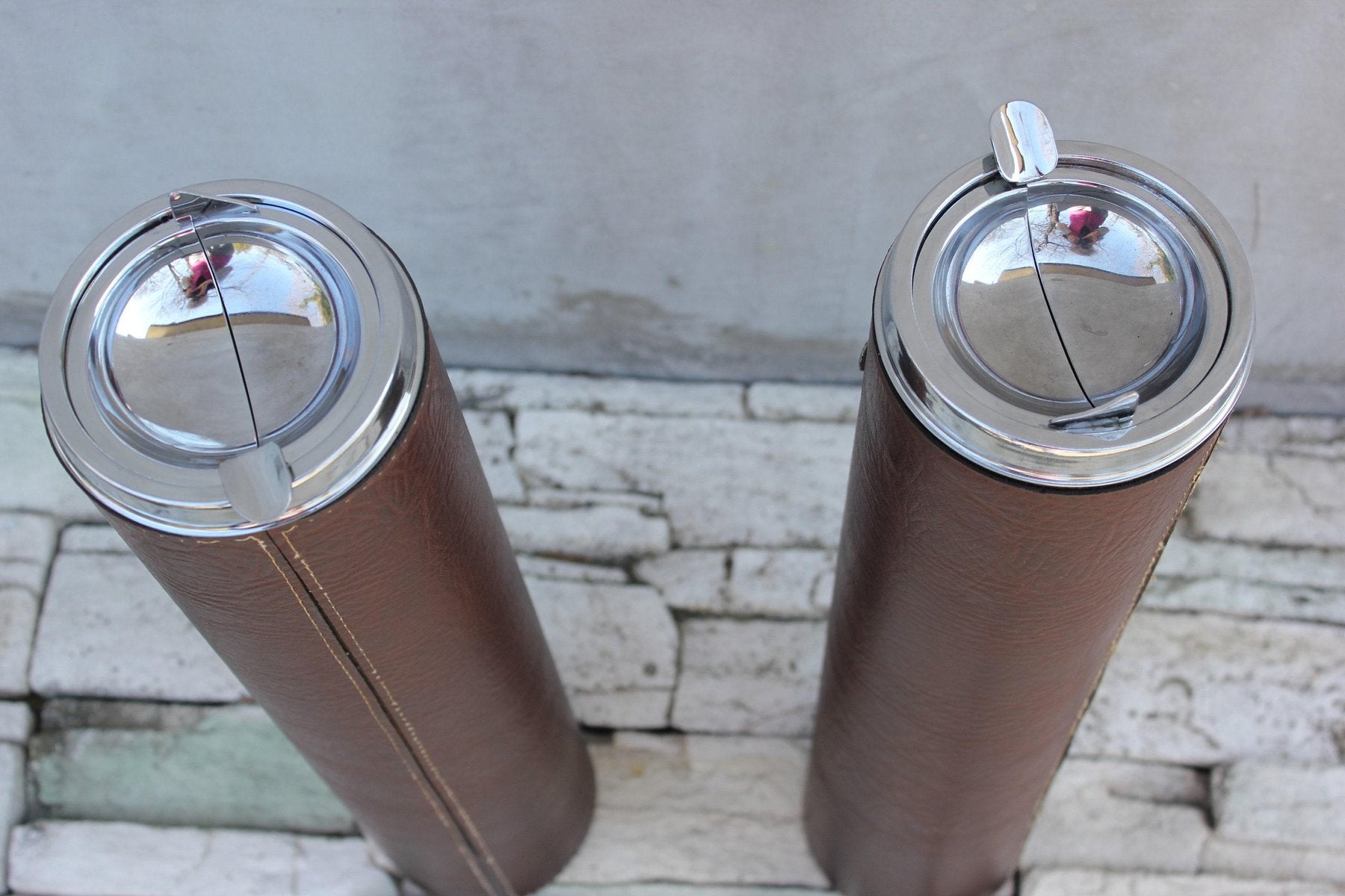 Mid-Century Standing Portable Ashtrays in Brown Leather and Brass, Set of 2