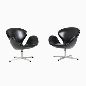 Mid-Century Swan Chairs by Arne Jacobsen for Fritz Hansen, Set of 2-RA-535701