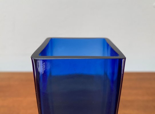 Mid-Century Swedish Glass Block Vase from Aseda Sweden, 1960s-UAH-1362282