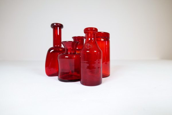 Mid-Century Swedish Red Vases by Erik Hoglund for Kosta, 1960s, Set of 5-UYK-1168871