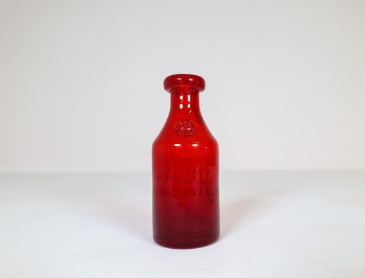 Mid-Century Swedish Red Vases by Erik Hoglund for Kosta, 1960s, Set of 5-UYK-1168871