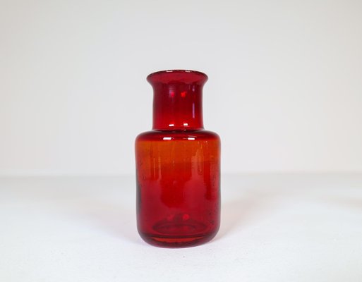 Mid-Century Swedish Red Vases by Erik Hoglund for Kosta, 1960s, Set of 5-UYK-1168871