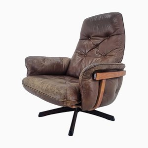 Mid-Century Swivel Leather and Wood Armchair from Göte Möbler Nässjö, Sweden, 1969-TZ-1796094