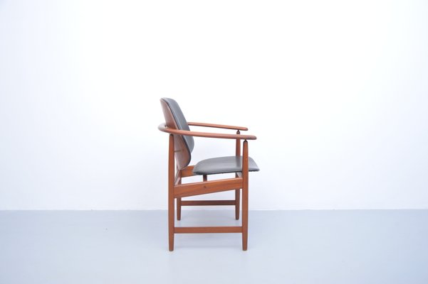 Mid-Century Teak Armchair by Arne Hovmand-Olsen for Jute-ZE-801888