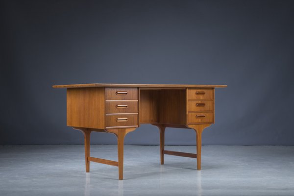 Mid-Century Teak Desk by Gunnar Nielsen for Tibergaard, Denmark, 1960s-ZZH-1093442