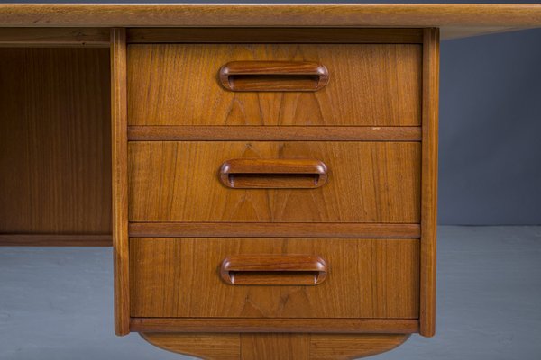 Mid-Century Teak Desk by Gunnar Nielsen for Tibergaard, Denmark, 1960s-ZZH-1093442