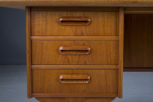 Mid-Century Teak Desk by Gunnar Nielsen for Tibergaard, Denmark, 1960s-ZZH-1093442