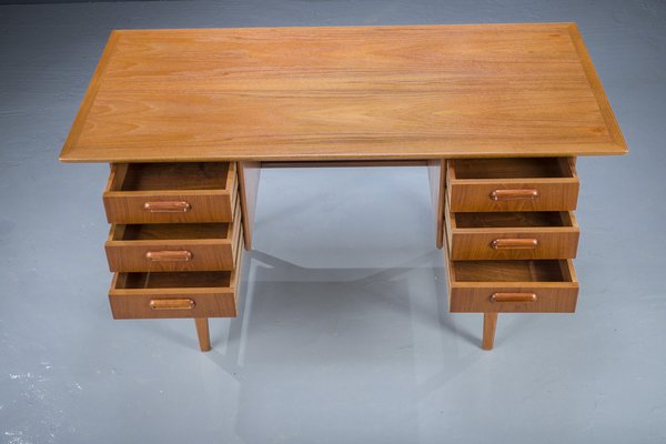 Mid-Century Teak Desk by Gunnar Nielsen for Tibergaard, Denmark, 1960s-ZZH-1093442