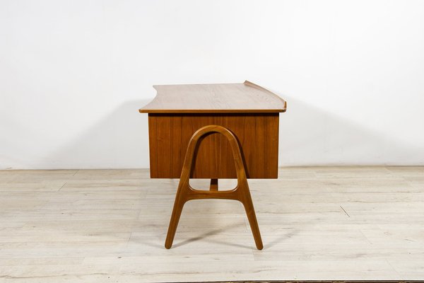 Mid-Century Teak Desk by Svend Åge Madsen for H.P. Hansen, 1960s.-NIT-1292137