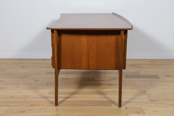 Mid-Century Teak Desk by Svend Åge Madsen for H. P. Hansen, 1960s-NIT-1797250