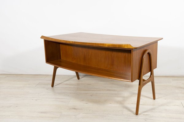 Mid-Century Teak Desk by Svend Åge Madsen for H.P. Hansen, 1960s.-NIT-1292137