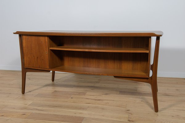 Mid-Century Teak Desk by Svend Åge Madsen for H. P. Hansen, 1960s-NIT-1797250