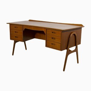 Mid-Century Teak Desk by Svend Åge Madsen for H.P. Hansen, 1960s.-NIT-1292137