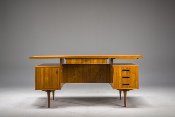 Mid-Century Teak Desk, Joseph Bachleitne for Deve, Deutschland, 1970s-ZZH-2041414