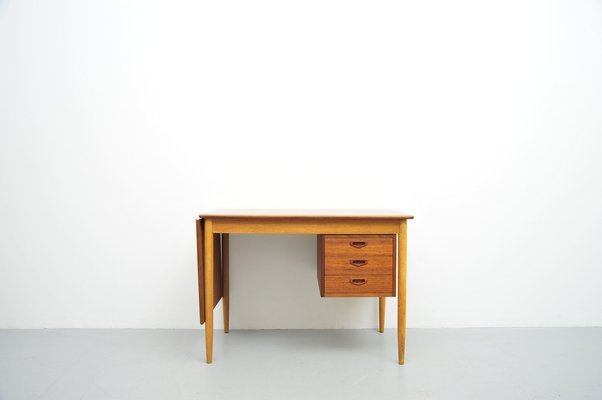 Mid-Century Teak Desk with Sliding Container-ZE-1801998