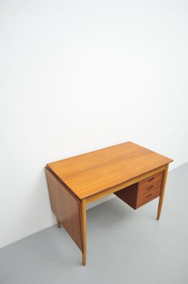 Mid-Century Teak Desk with Sliding Container-ZE-1801998