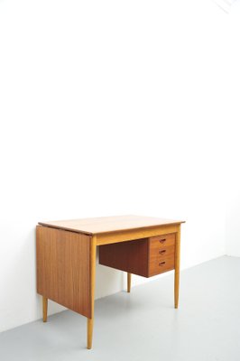 Mid-Century Teak Desk with Sliding Container-ZE-1801998