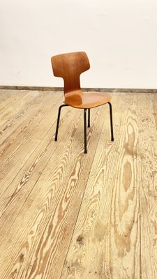 Mid-Century Teak Model 3123 Children's Chair by Arne Jacobsen for Fritz Hansen, 1960s-DOY-1131116