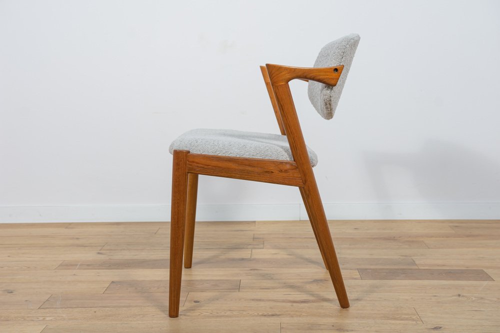 Mid-Century Teak Model 42 Dining Chairs by Kai Kristiansen for Schou Andersen, 1960s, Set of 8