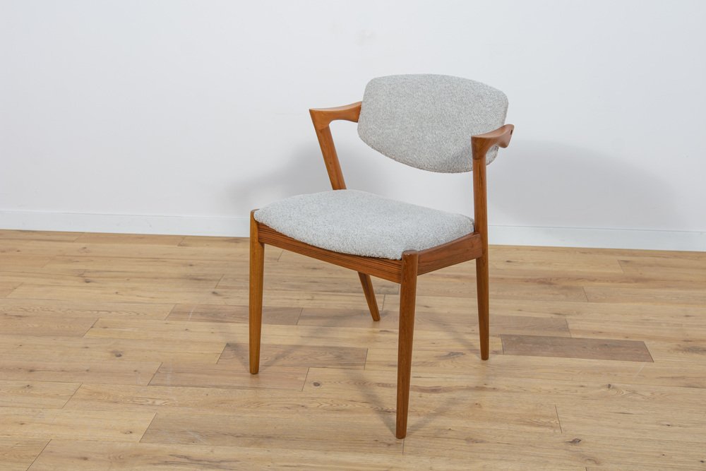 Mid-Century Teak Model 42 Dining Chairs by Kai Kristiansen for Schou Andersen, 1960s, Set of 8