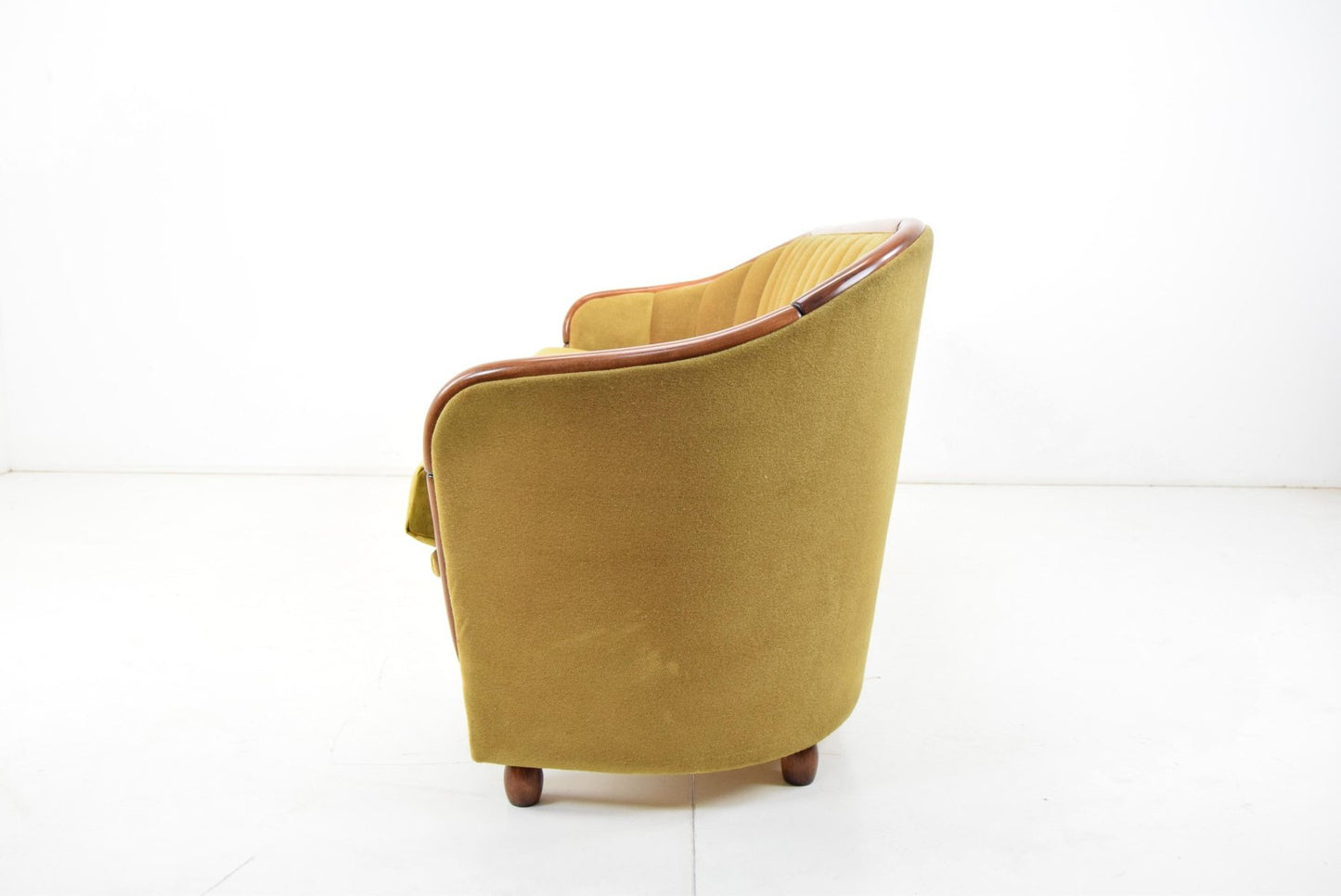 Mid-Century Three-Seat Sofa in the Style of Gio Ponti, 1950s