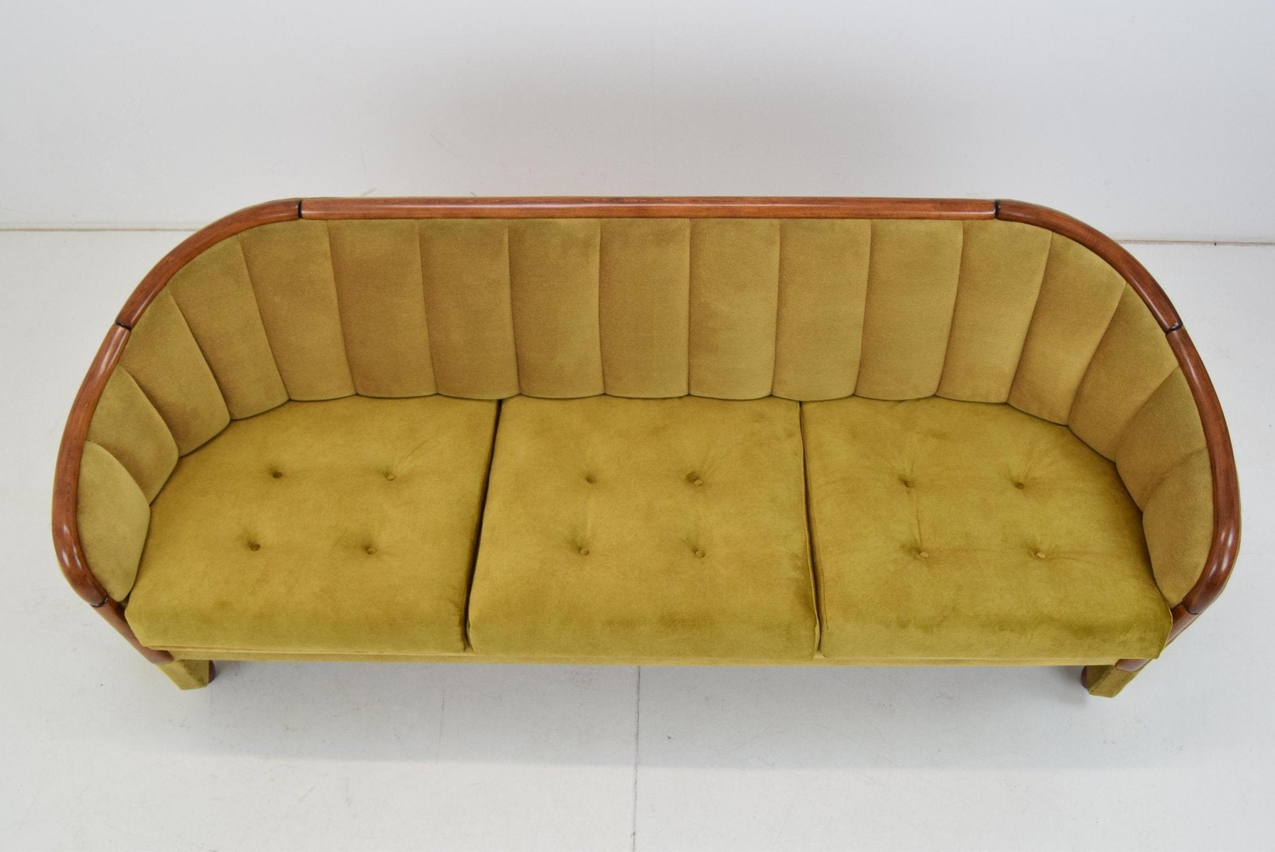 Mid-Century Three-Seat Sofa in the Style of Gio Ponti, 1950s