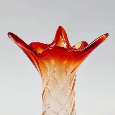 Mid-Century Twisted Murano Glass Vase attributed to Flavio Poli for Seguso, Italy, 1960s-BMM-1622325