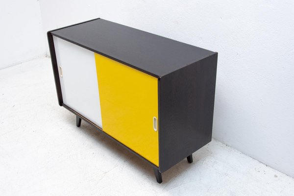 Mid-Century U-452 Sideboard by Jiří Jiroutek, 1960s-HXT-885282