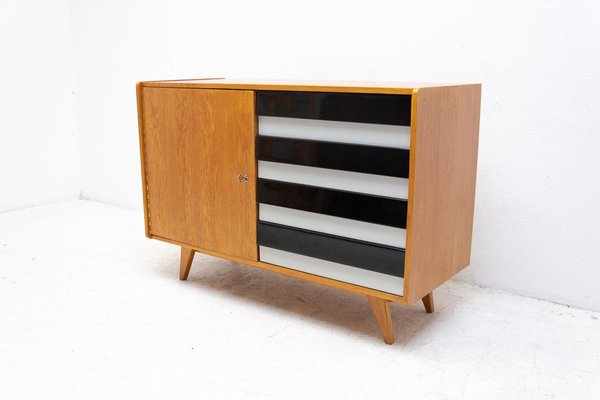 Mid-Century U-458 Chest of Drawers by Jiri Jiroutek, 1960s-HXT-884112