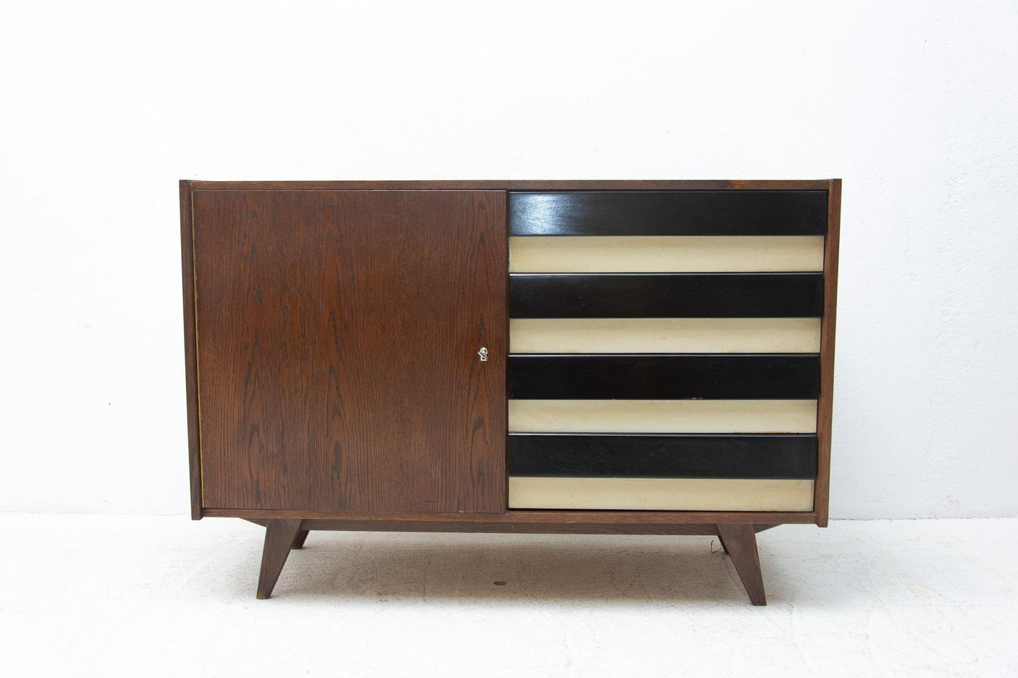 Mid-Century U-458 Chest of Drawers by Jiri Jiroutek, Czechoslovakia, 1960s