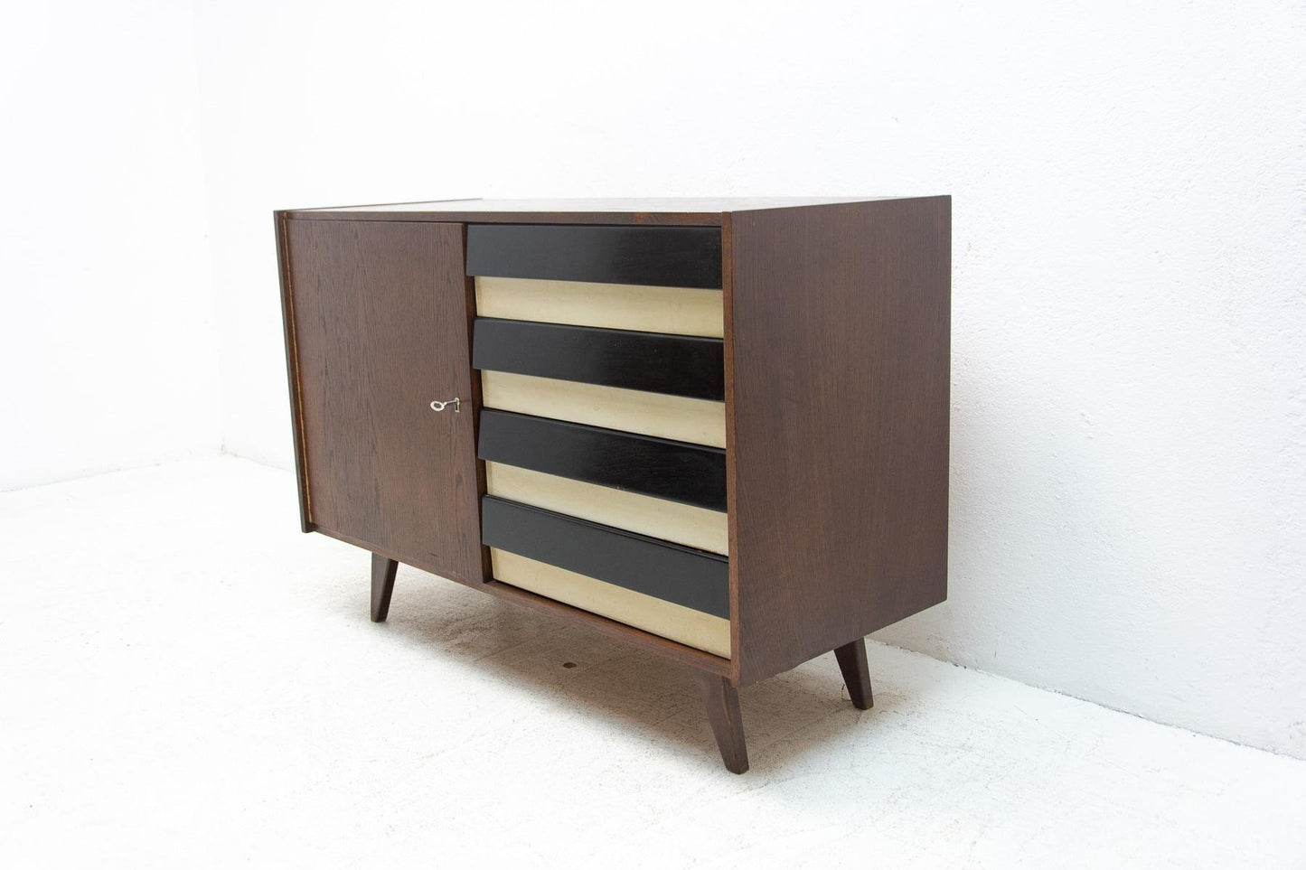 Mid-Century U-458 Chest of Drawers by Jiri Jiroutek, Czechoslovakia, 1960s